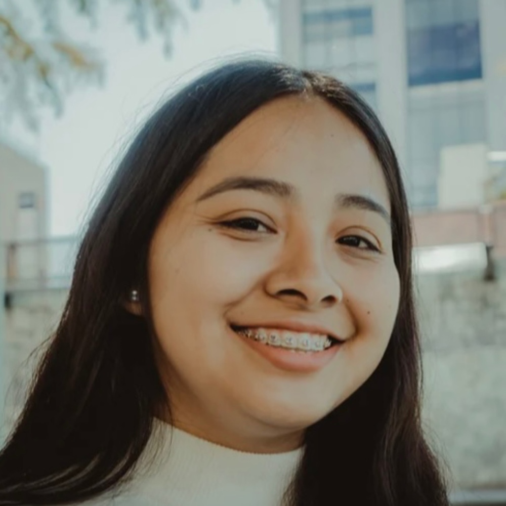 Meet your Posher, Tara